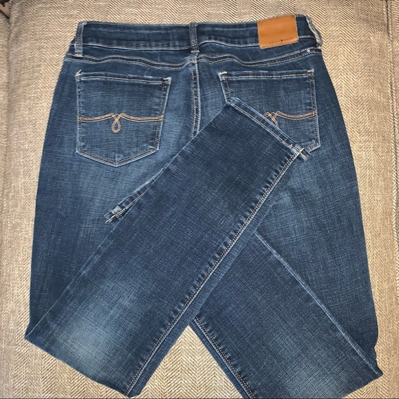 EUC Lucky Brand Lolita Skinny Jeans Size 27. - Picture 3 of 9